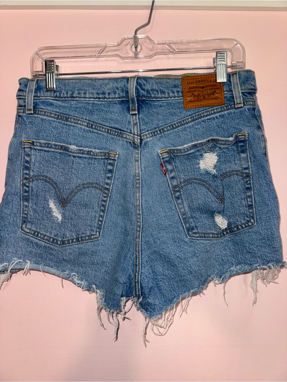 Levi's Ribcage Shorts - Picture 5 of 6